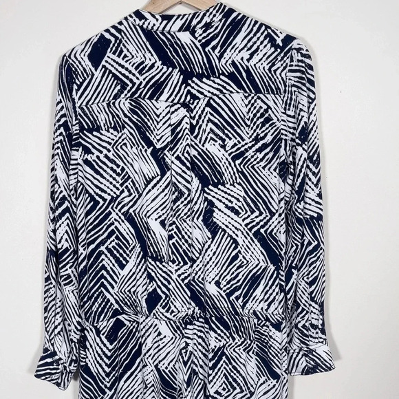 Trina Turk Size 2 Geometric Long Sleeve Woodblock  White Navy Casual Jumpsuit - Picture 13 of 15